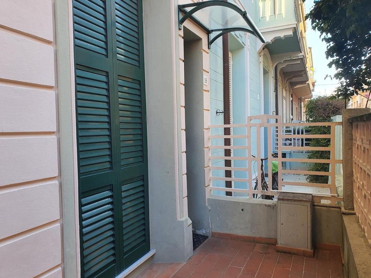 Incantevole Vacanza In Versilia Viareggio Luaran gambar